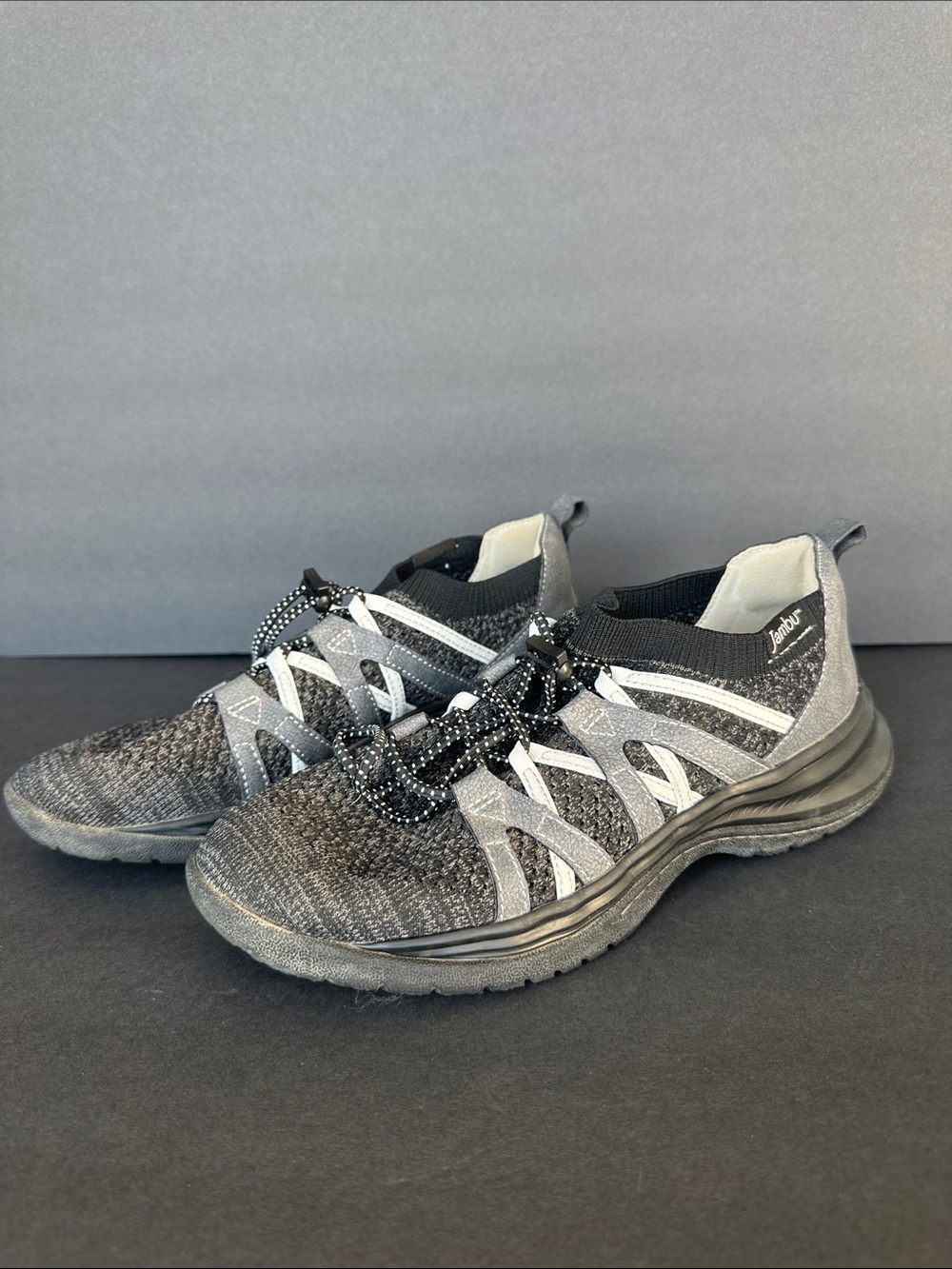 Jambu hiking athletic shoes women’s size 9
